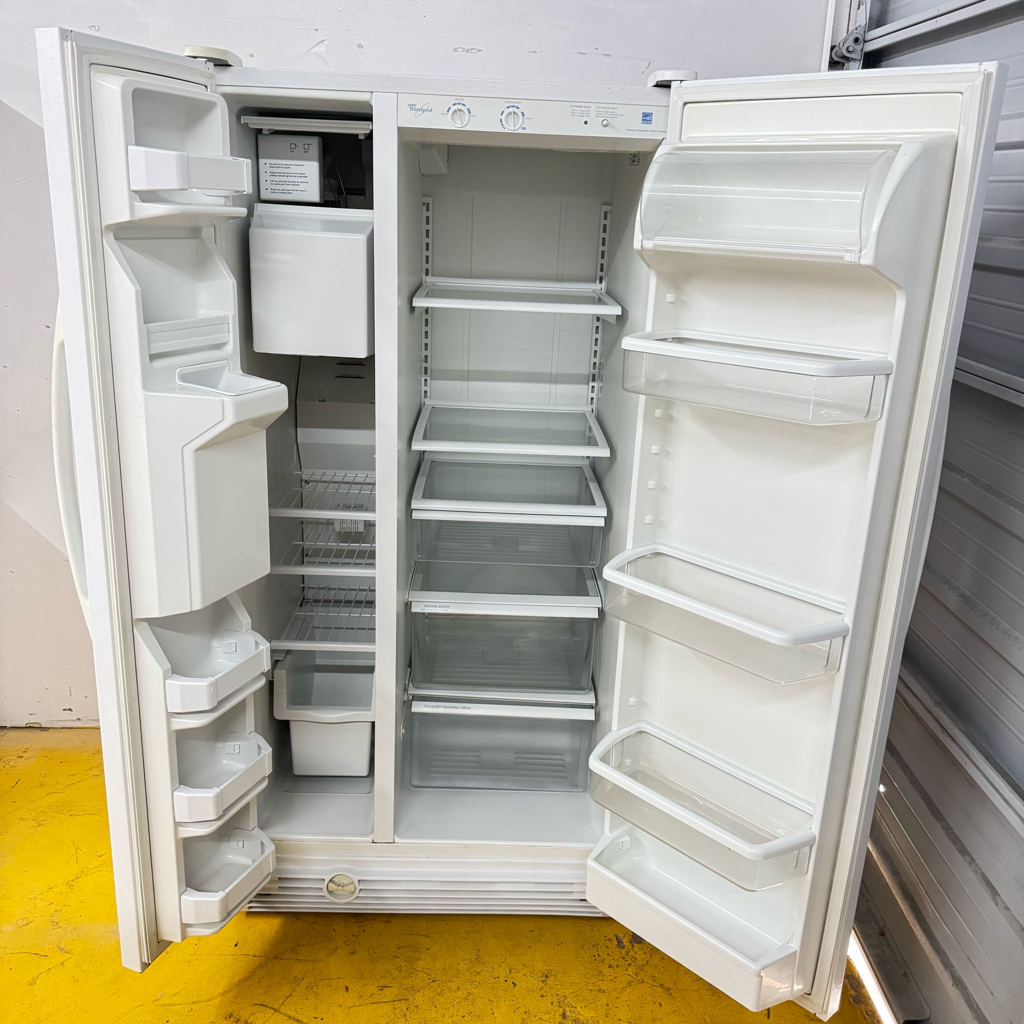 Whirlpool Side by Side Refrigerator Whirlpool Side by Side Refrigerator